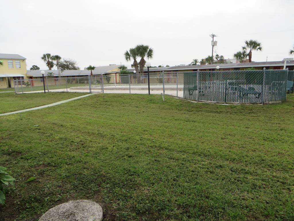 Sunset Inn- Fort Pierce, Fl المظهر الخارجي الصورة