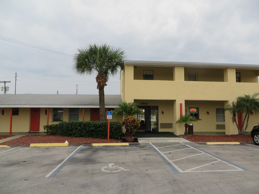 Sunset Inn- Fort Pierce, Fl المظهر الخارجي الصورة