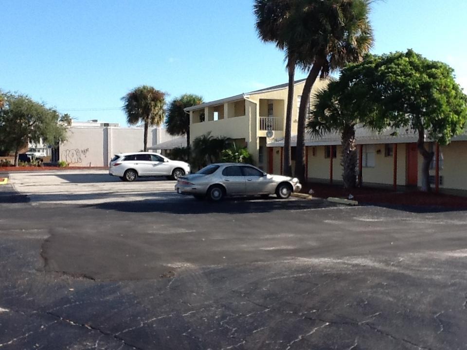 Sunset Inn- Fort Pierce, Fl المظهر الخارجي الصورة