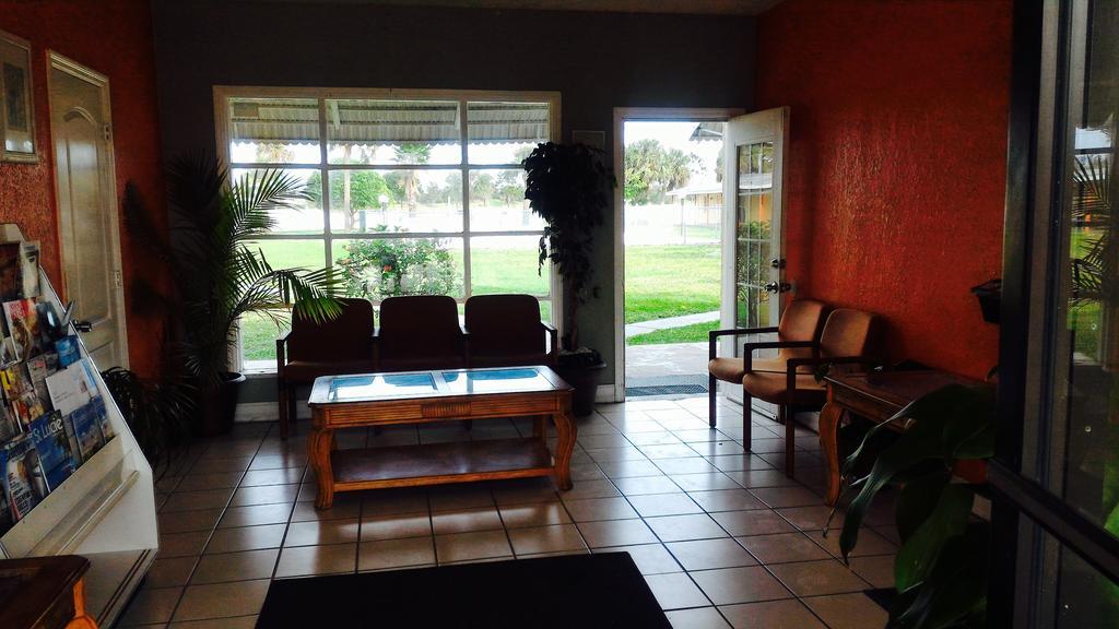 Sunset Inn- Fort Pierce, Fl المظهر الخارجي الصورة