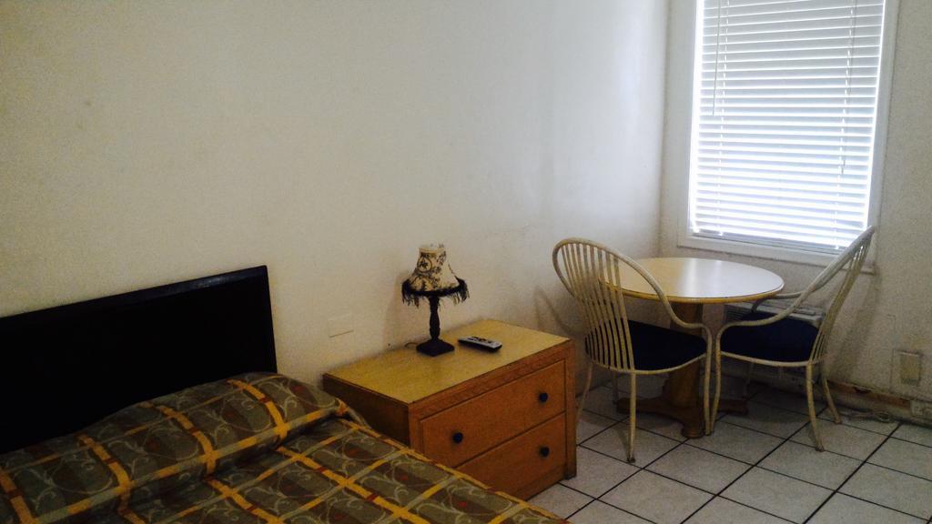 Sunset Inn- Fort Pierce, Fl المظهر الخارجي الصورة
