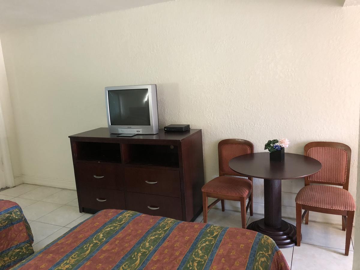 Sunset Inn- Fort Pierce, Fl المظهر الخارجي الصورة