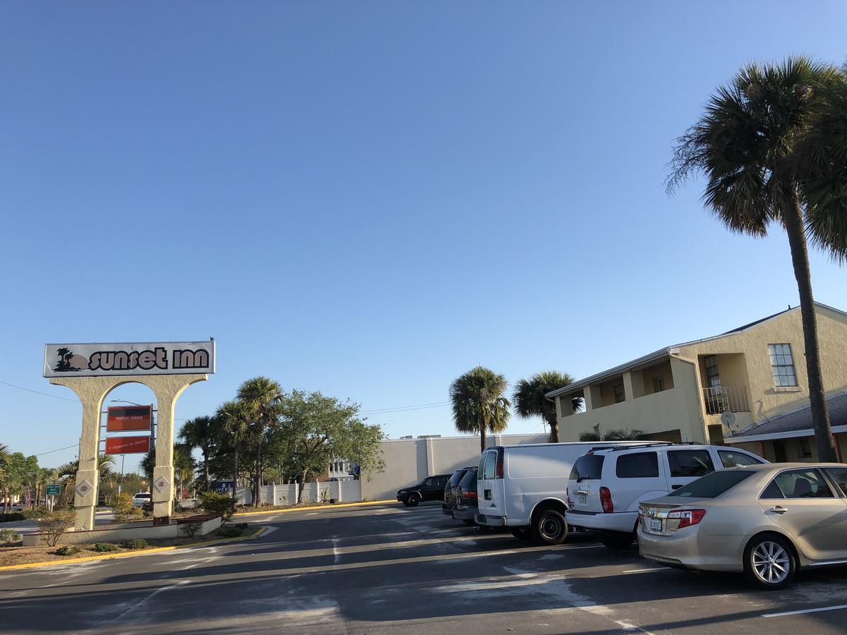 Sunset Inn- Fort Pierce, Fl المظهر الخارجي الصورة