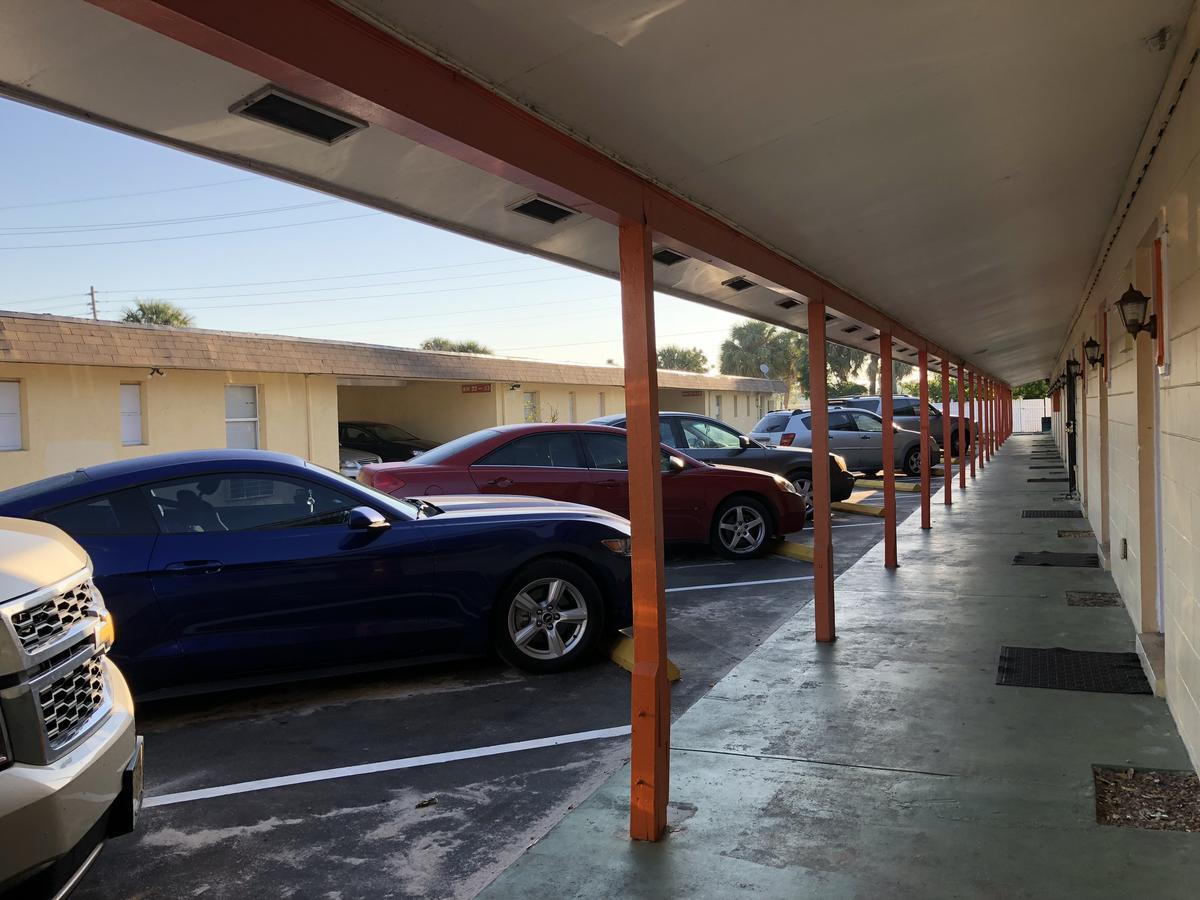 Sunset Inn- Fort Pierce, Fl المظهر الخارجي الصورة